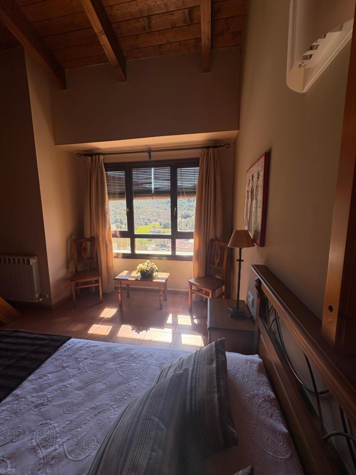 Hotel Guara Inluka Las Almunias Екстериор снимка