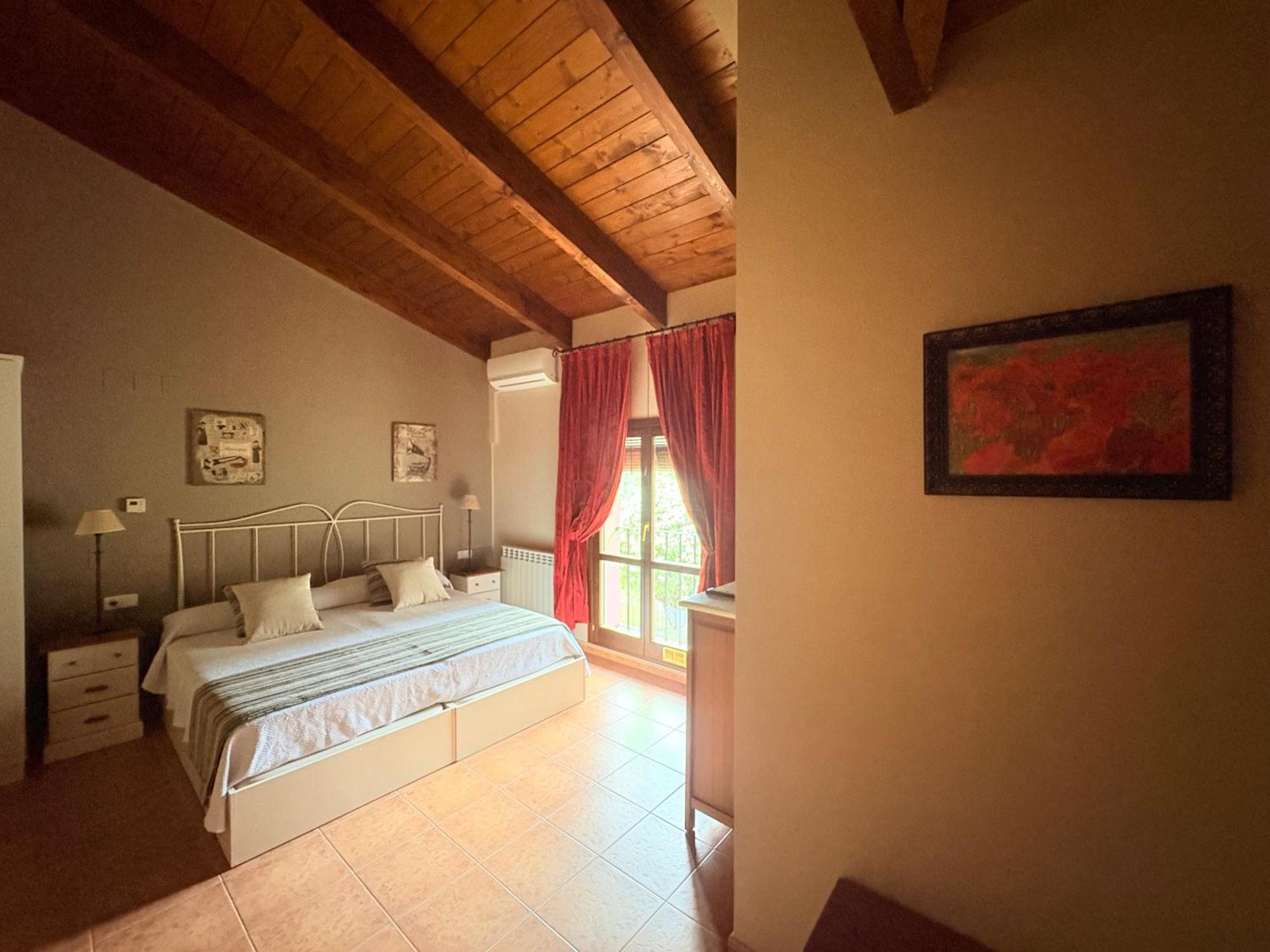 Hotel Guara Inluka Las Almunias Стая снимка