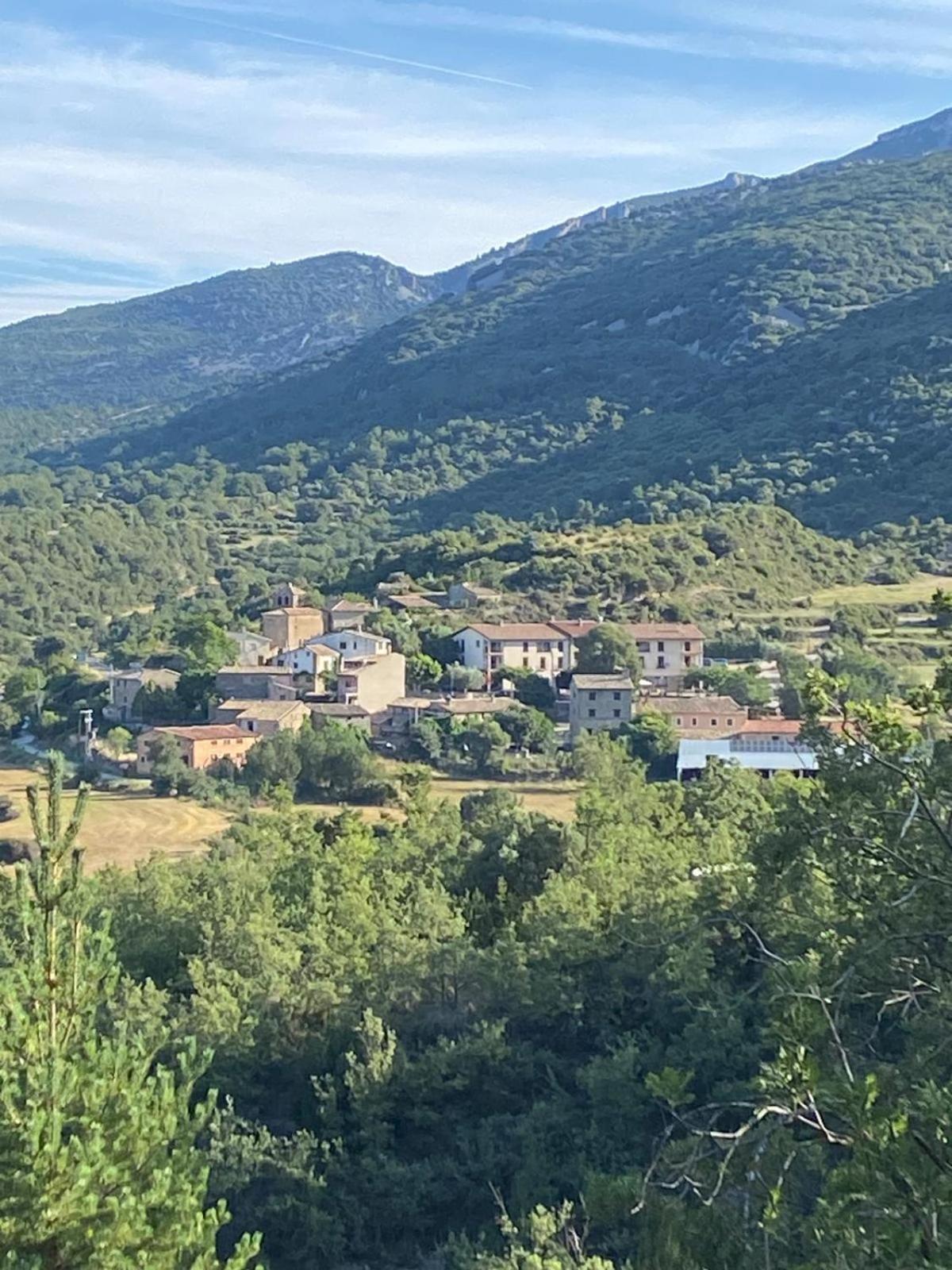 Hotel Guara Inluka Las Almunias Екстериор снимка