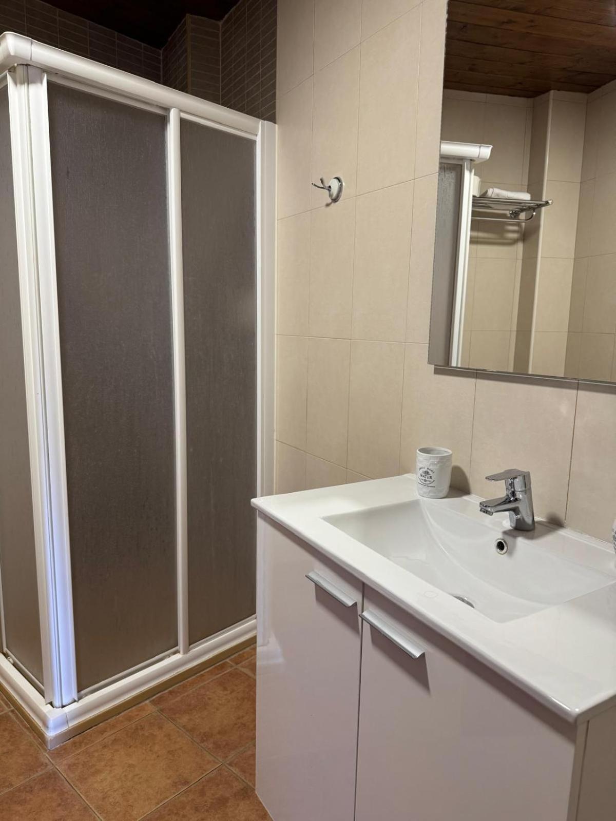 Hotel Guara Inluka Las Almunias Стая снимка